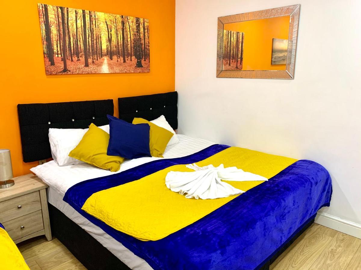 London 2 Bedroom Apartment, Kitchen, Reception And Private Garden Eksteriør bilde