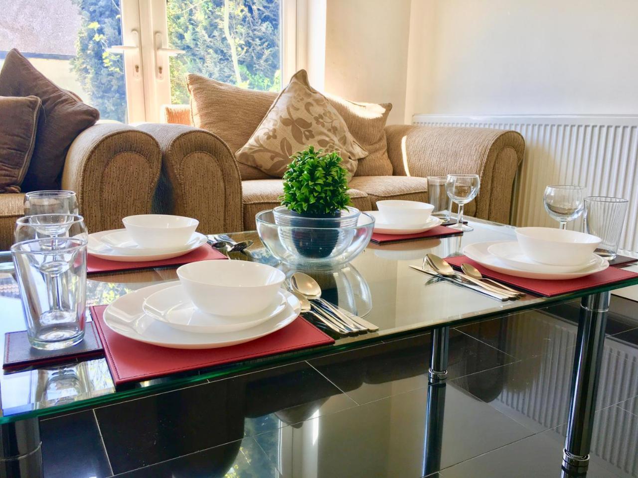 London 2 Bedroom Apartment, Kitchen, Reception And Private Garden Eksteriør bilde