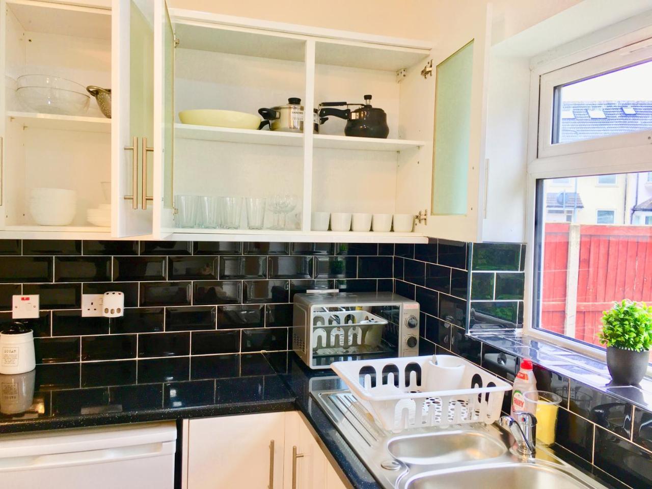 London 2 Bedroom Apartment, Kitchen, Reception And Private Garden Eksteriør bilde