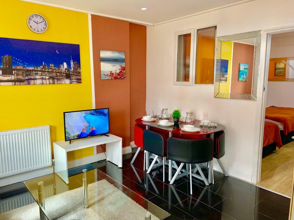 London 2 Bedroom Apartment, Kitchen, Reception And Private Garden Eksteriør bilde